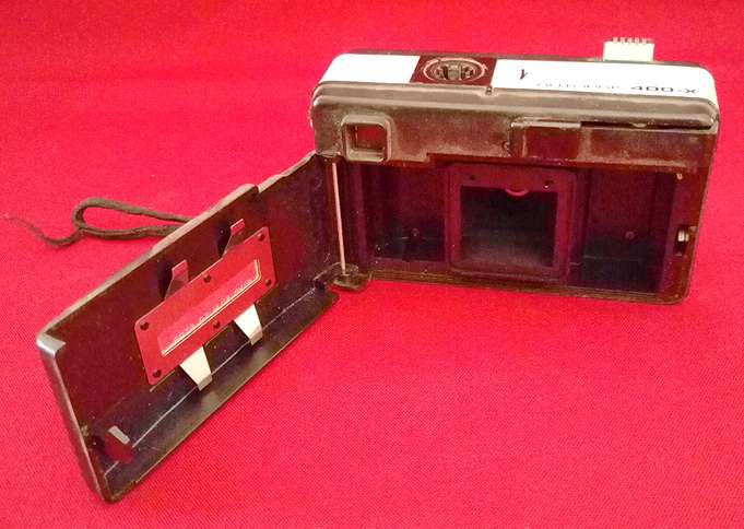 2 x Cameras and 1 x flashlight