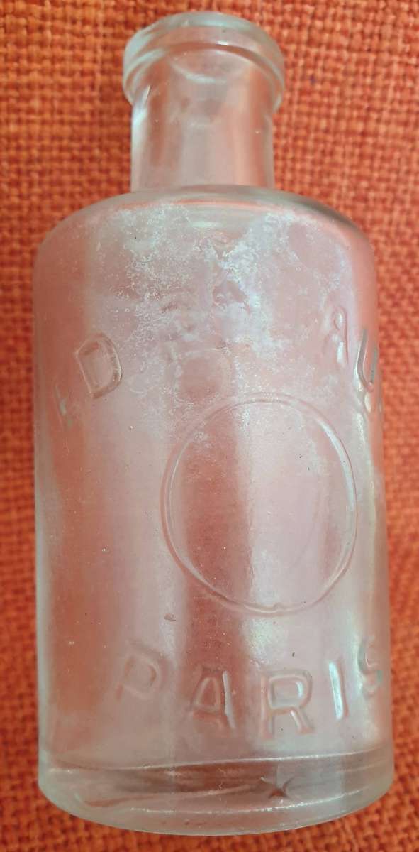 5 x Interesting Vintage bottles