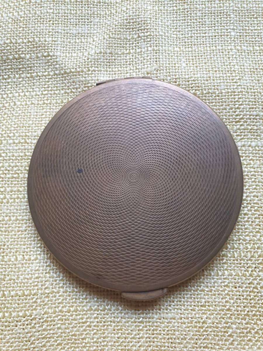 Vintage Kigu powder compact (made in England)
