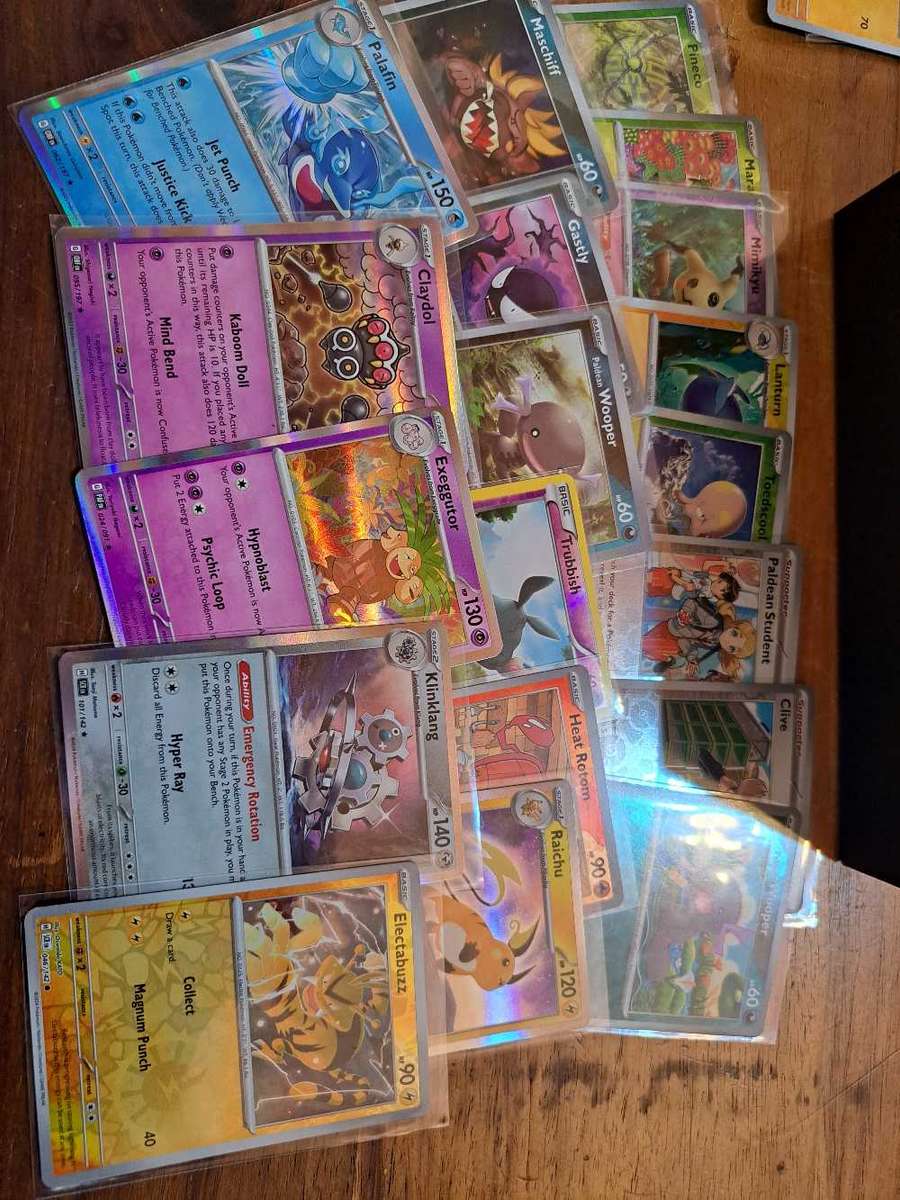 Huge Pokémon tcg collection. 1200+ cards No duplicates!