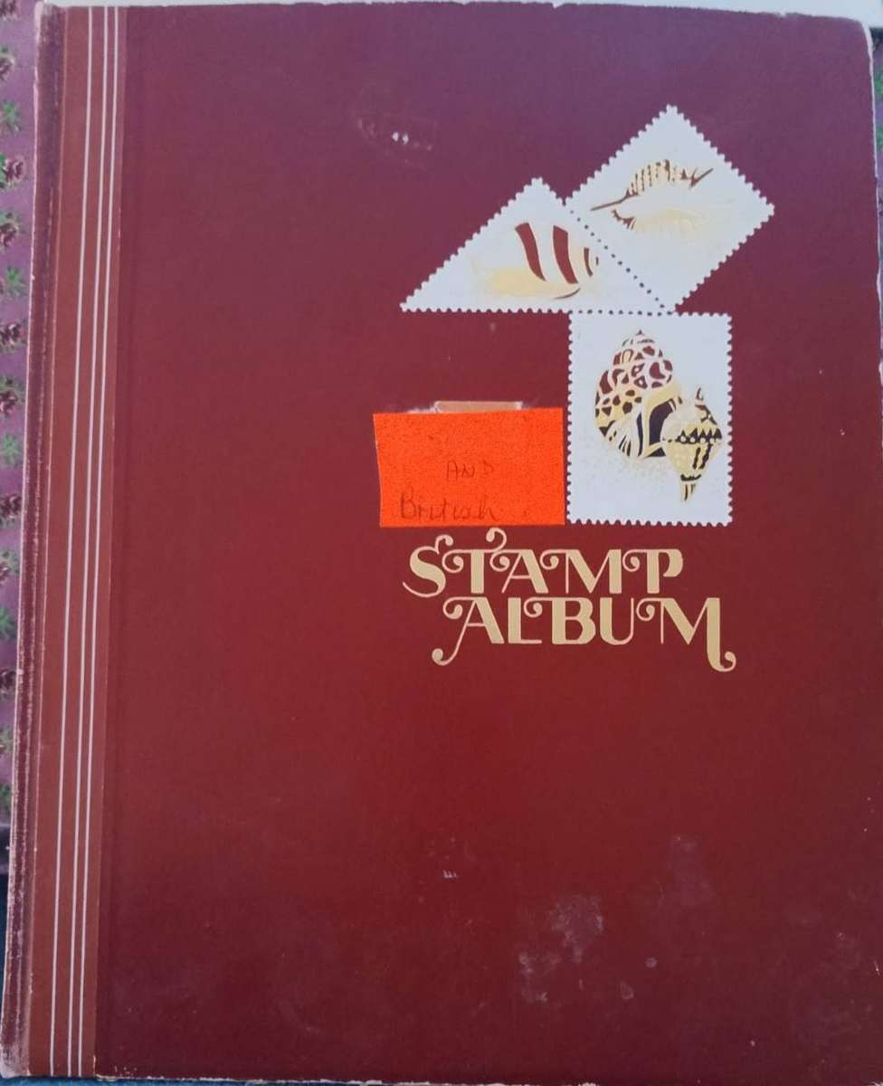 Stamp Album Hard Cover 9 Page 18 Sides  Mix World (NOT CHECKED)