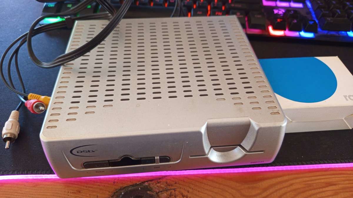 Dstv Decoder & Rain Wifi