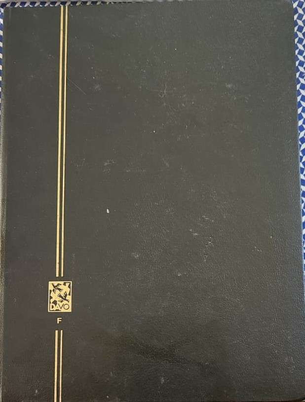 Stamp Album Hard Cover 16 Page 32 Sides  Mix World (NOT CHECKED)