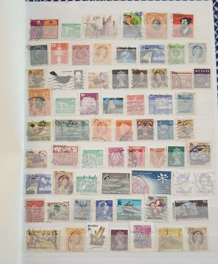 Stamp Album Hard Cover 16 Page 32 Sides  Mix World (NOT CHECKED)