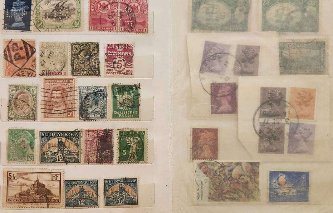 Stamp Album Hard Cover 8 Page 14 Sides  Mix World Perforated stamps (NOT CHECKED)