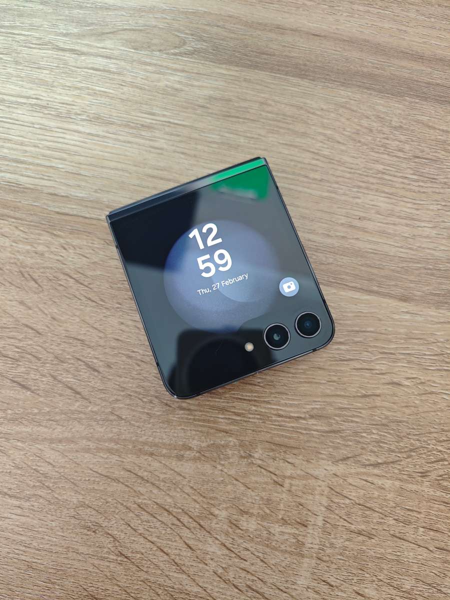 Samsung Galaxy Z Flip 5 8GB/512GB