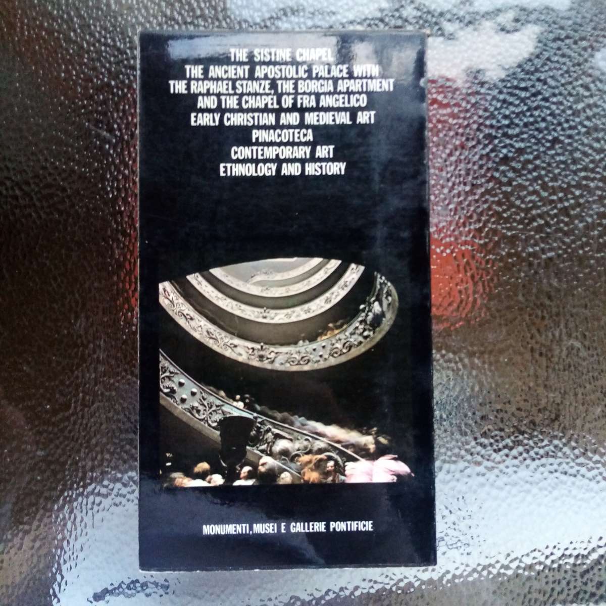 Guide to the Vatican Museums - Your Essential Companion for Exploring Art & History