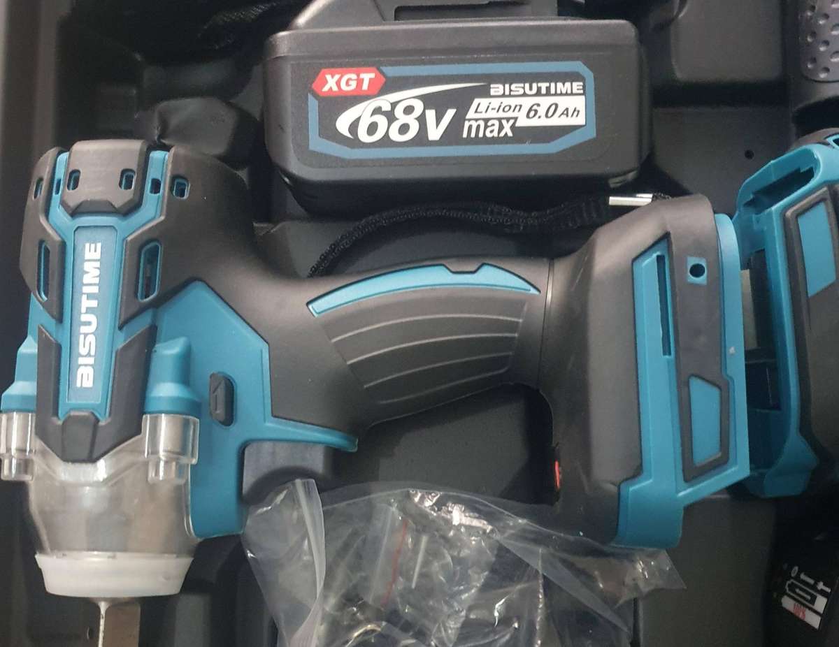 4 in 1 Cordless Power Tool set. 2 X  Lithium  batteries