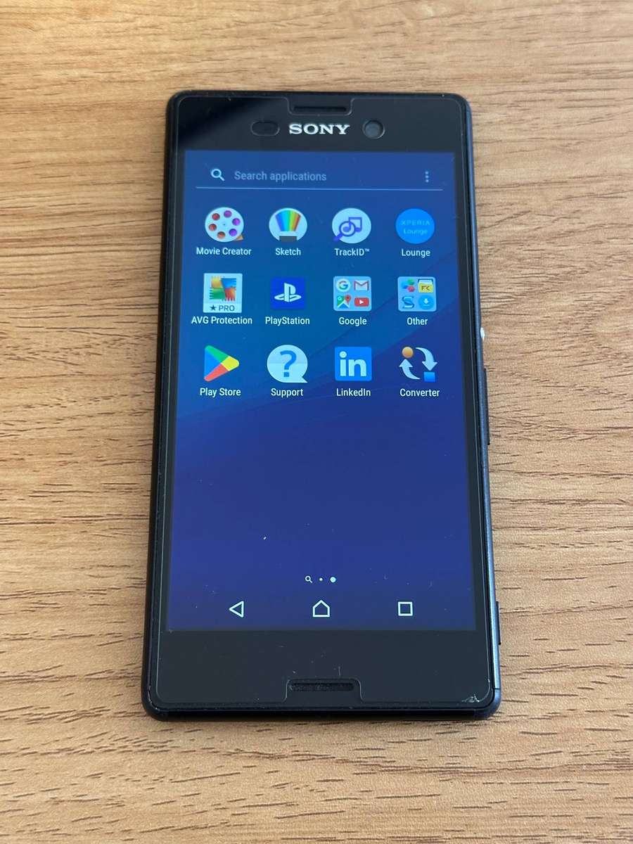 Sony Xperia M4 Aqua E2303 (Unlocked) with Original Box & Accessories + Nokia Lumia 625 (Untested)