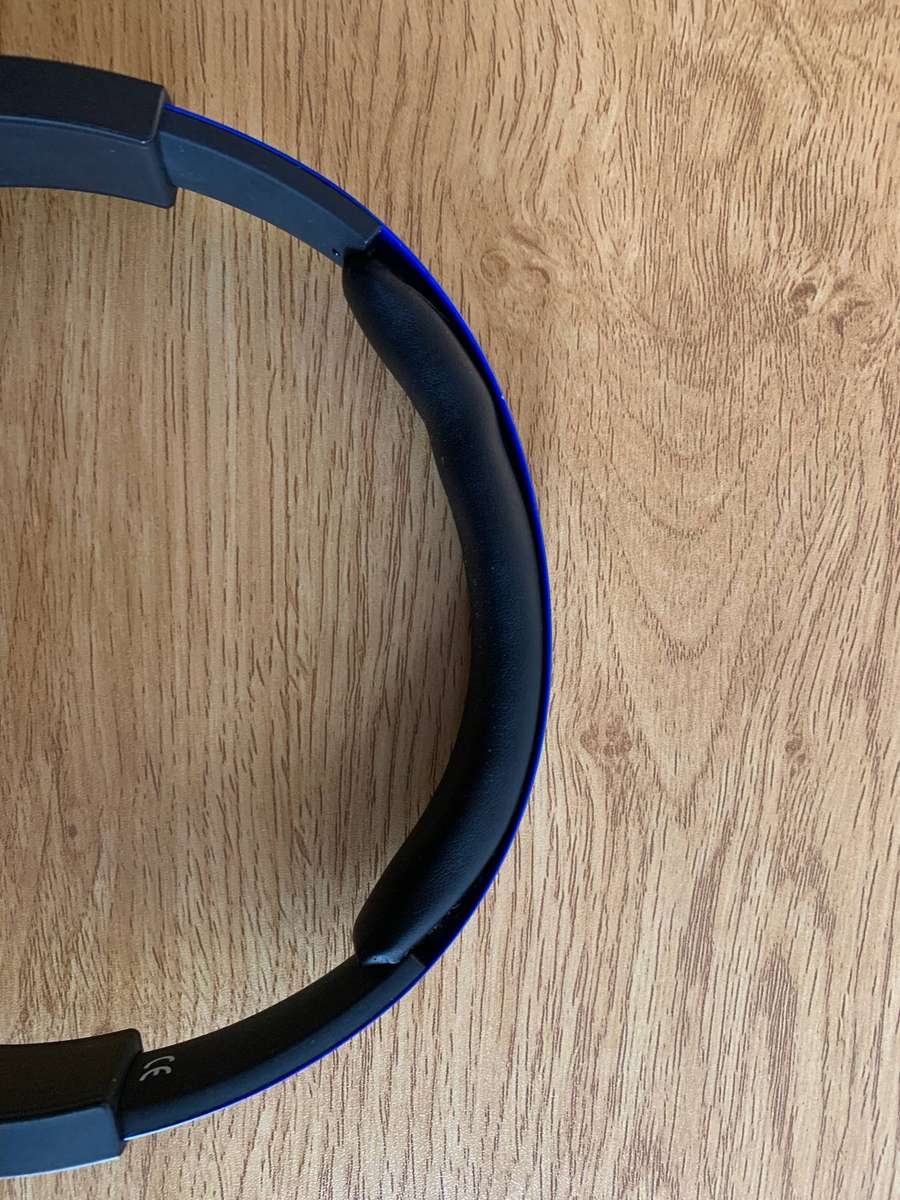 AKG Y50BT Bluetooth On-Ear Headphones | New Ear Pads | AUX & Charging Cable Included