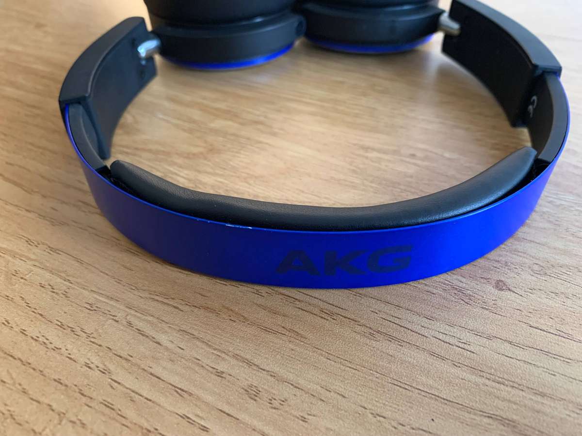 AKG Y50BT Bluetooth On-Ear Headphones | New Ear Pads | AUX & Charging Cable Included