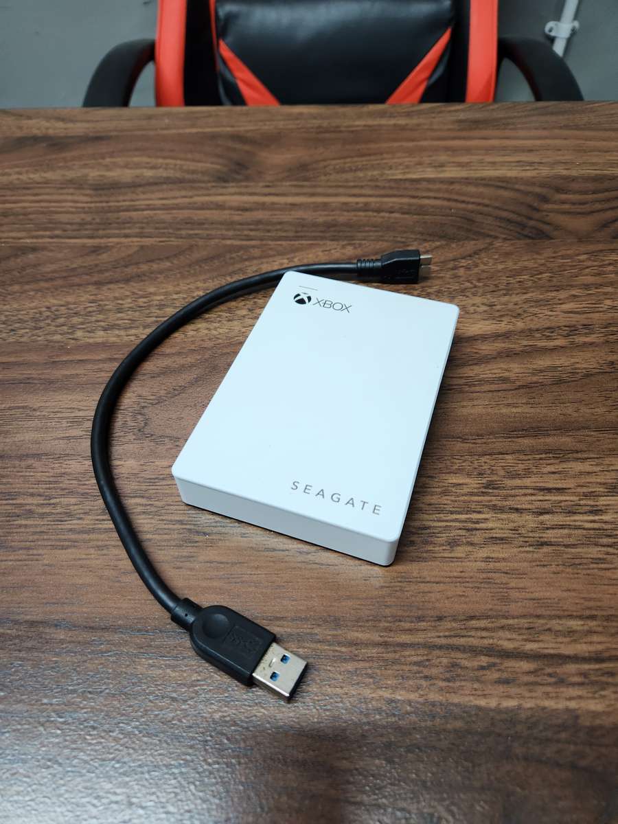 Faulty Xbox Seagate 4TB Game Drive (Read Description)