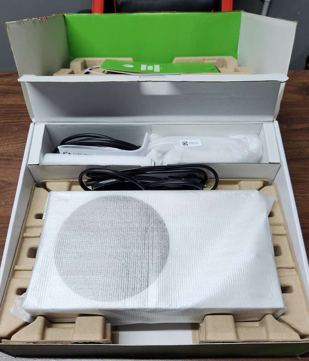 Xbox Series S 512GB + Controller | Excellent Condition!