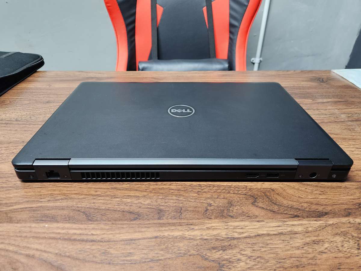 Dell Precision 3520 - i7 | 32GB Ram | 512GB NVME | NVIDIA Quadro 2GB DDR5