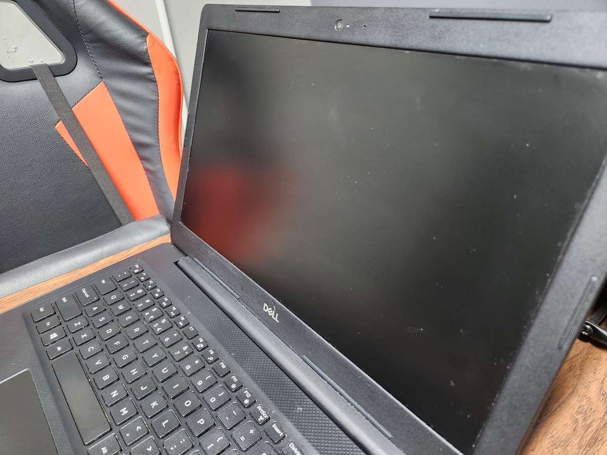 Dell Vostro 3590 - i5 10th Gen | 16GB RAM | 256GB NVME