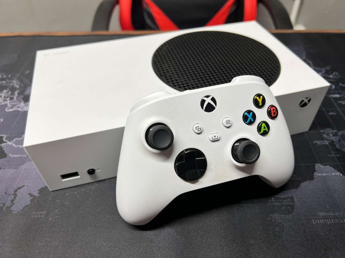 Xbox Series S 512GB + Controller