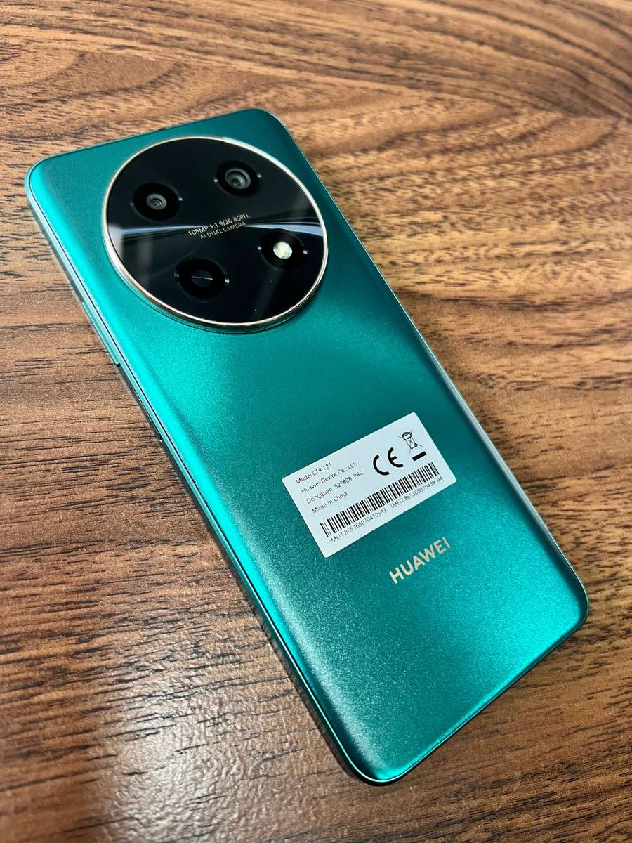 Huawei Nova 12i