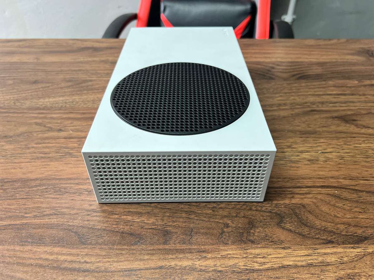 Xbox Series S + Controller | Excellent Condition!