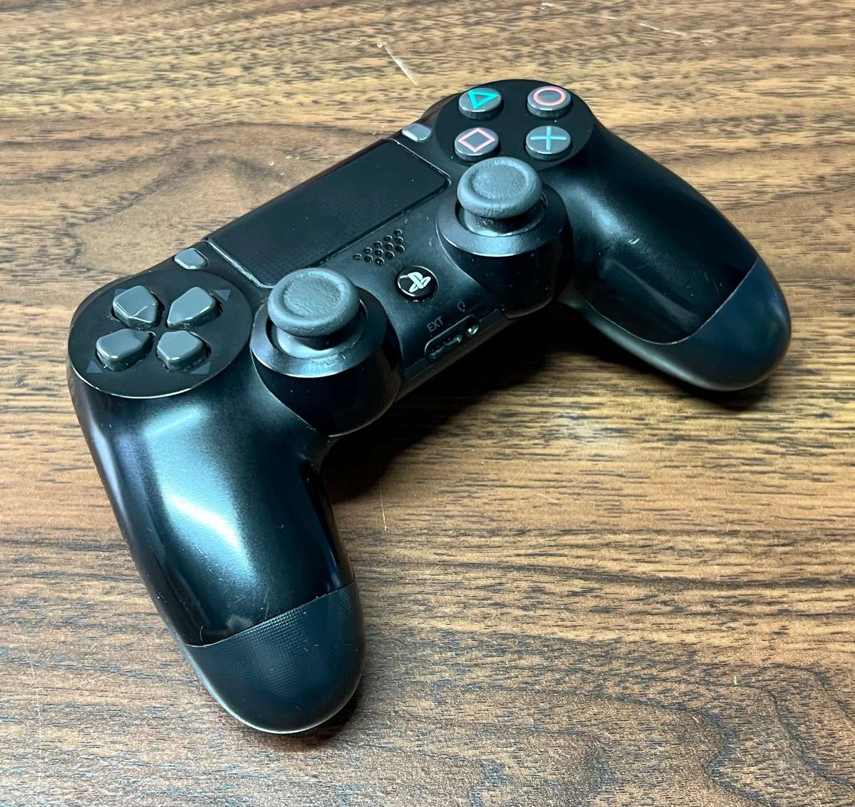 Playstation 4 Slim 500GB + Extras