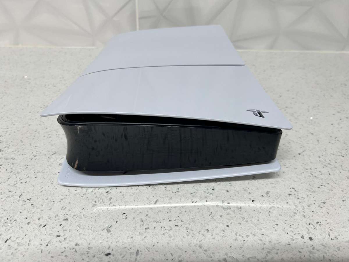 Playstation 5 Slim Digital Edition - Mega Bundle