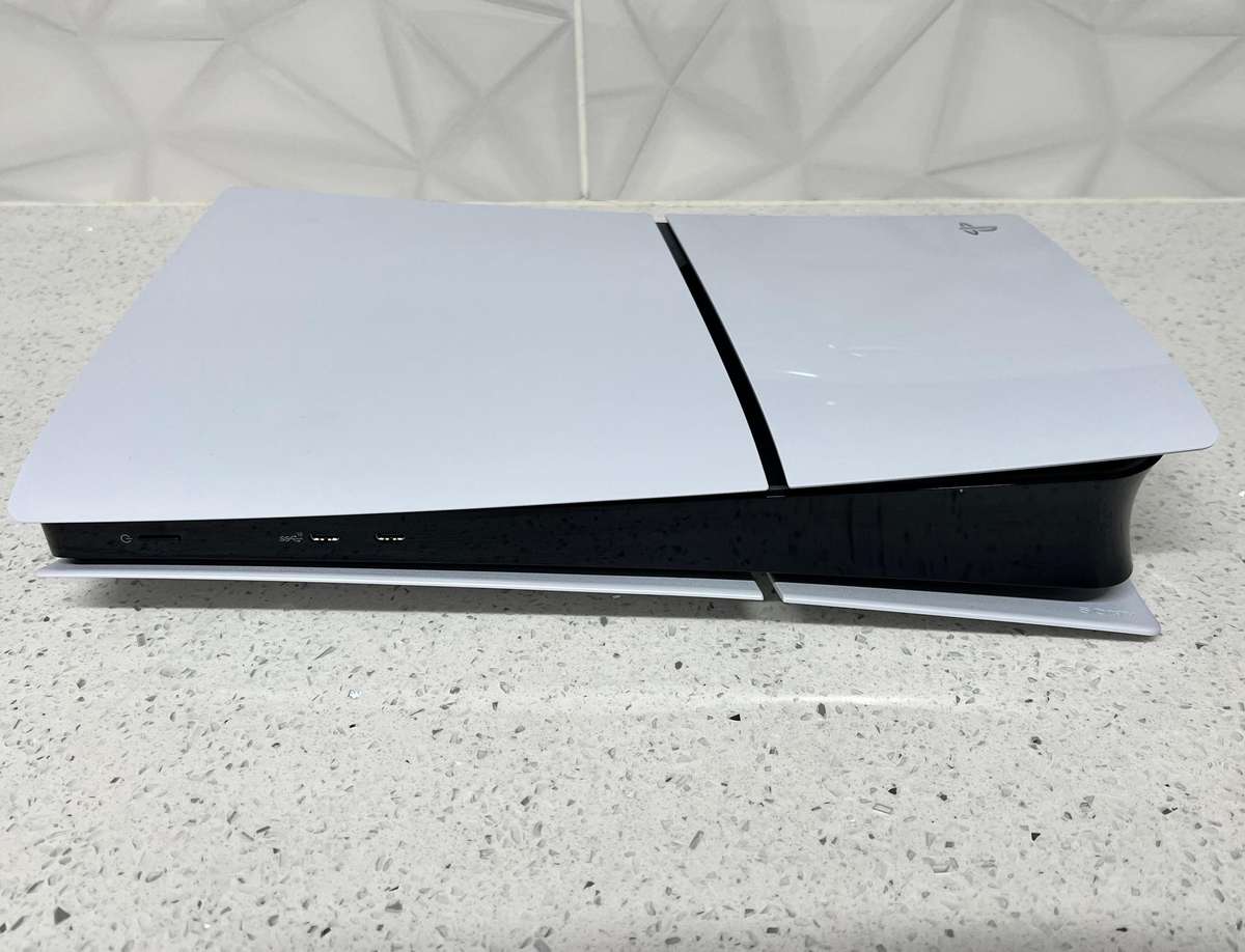 Playstation 5 Slim Digital Edition - Mega Bundle