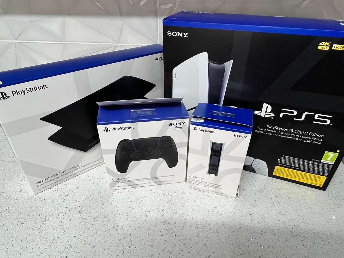 Playstation 5 Slim Digital Edition - Mega Bundle