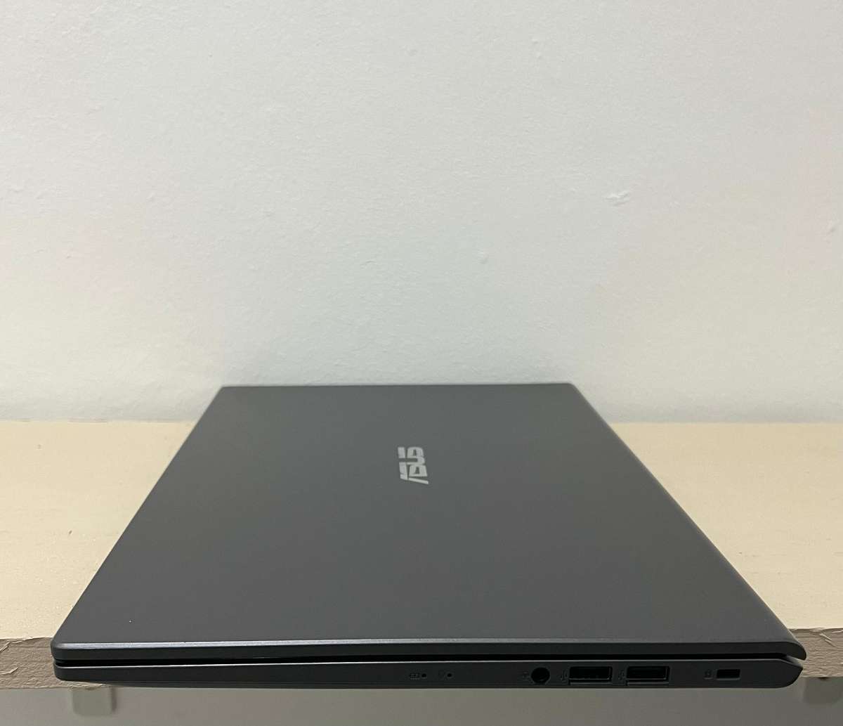 Asus X515 - i7 11TH Gen | 8GB Ram | 512GB SSD