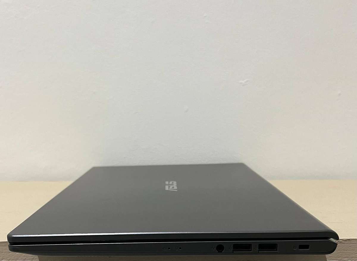 ASUS X515E i7 11TH GEN