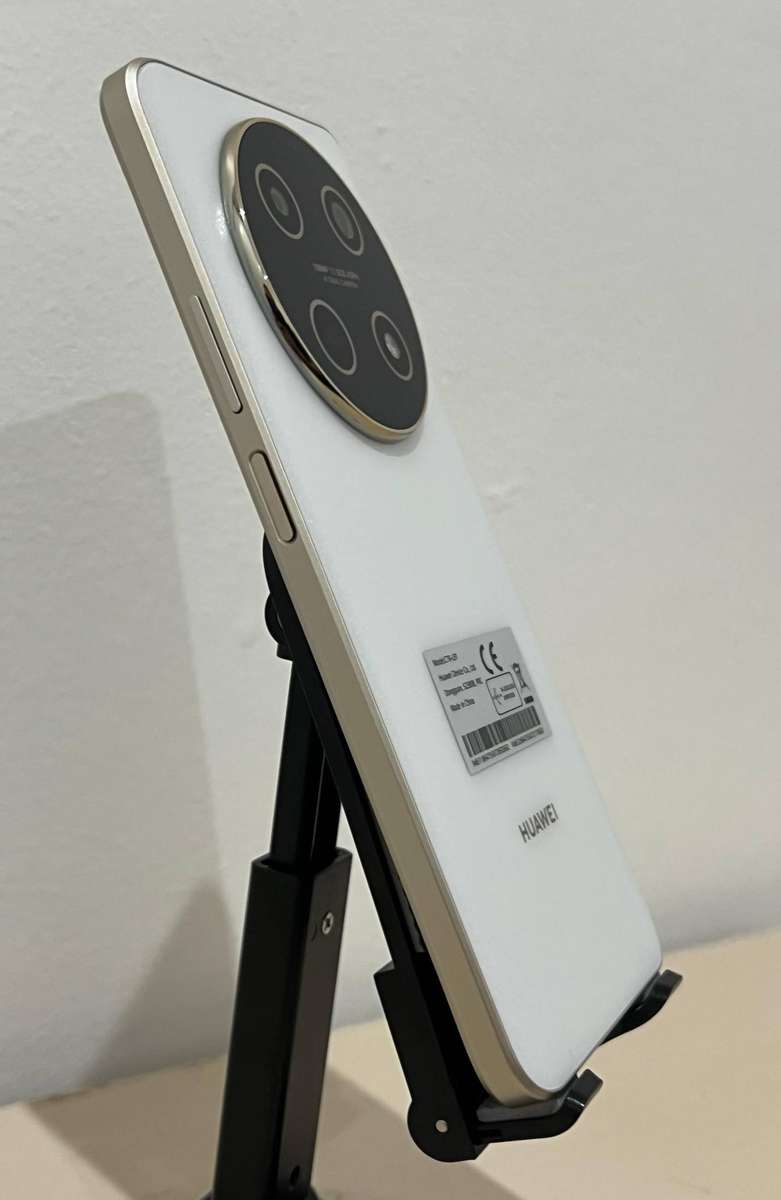 Huawei Nova 13i (Mint Condition)