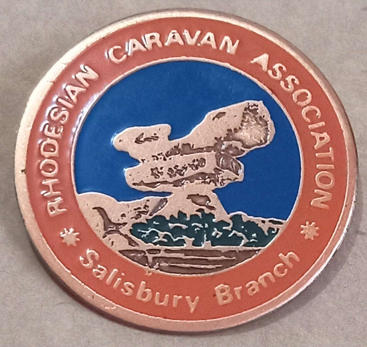 Various vintage Caravan Club badges. As per pictures