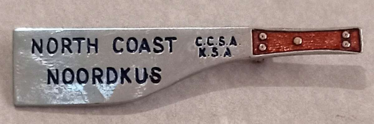 Various vintage Caravan Club badges. As per pictures