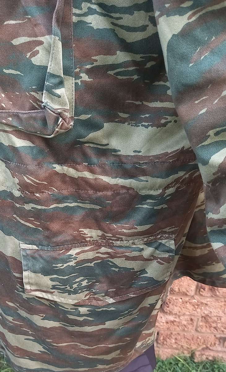 XL Military Camo Jacket as per pictures