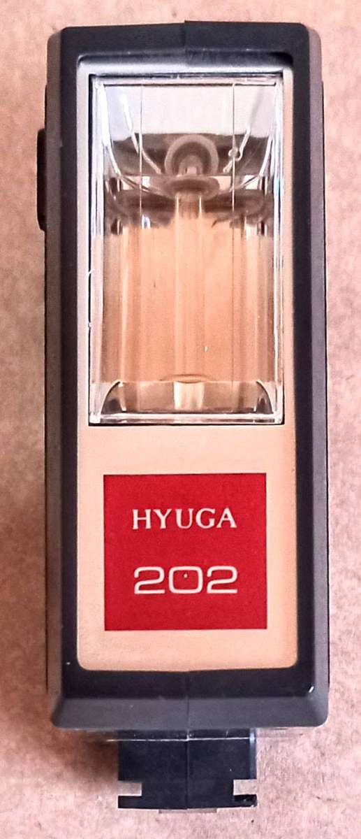 Hyuga 202 Camera Flash in Working Condition