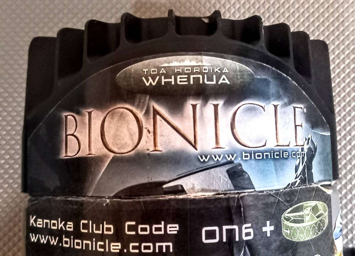 LEGO BIONICLE  Toa Whenua Hordika 7-16 | #8738 | 48 pieces  Year: 2005