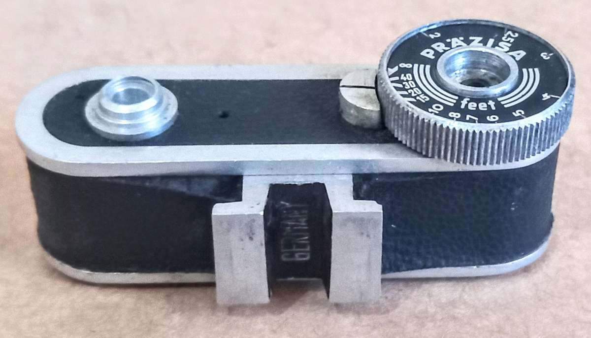 Very Rare Prazisa Vintage Auxiliary Cold Shoe Folding Camera Rangefinder