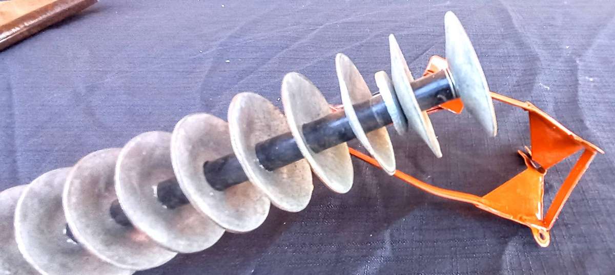 Rare Vintage Metal Strike Toys / Speelgoed Vetsak Disc Plough 26cm Length