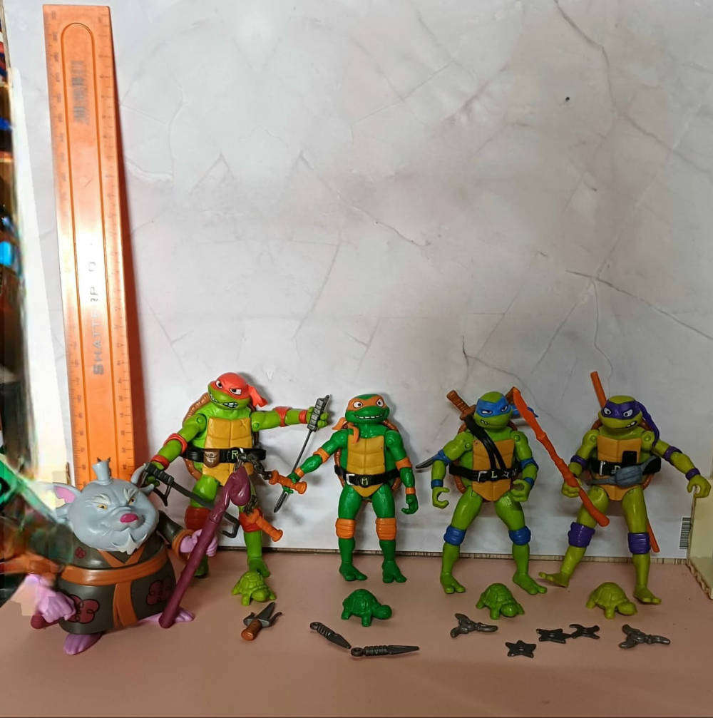 Preloved Playmates TMNT playset