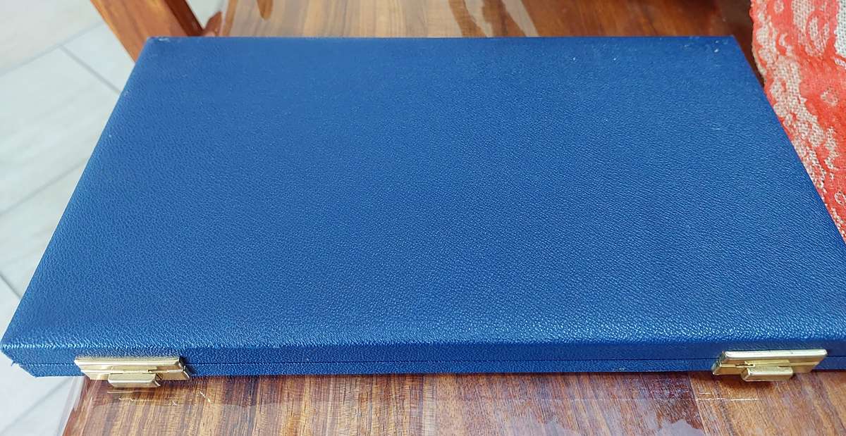 1x Crown Box of south Africa 1947-1964