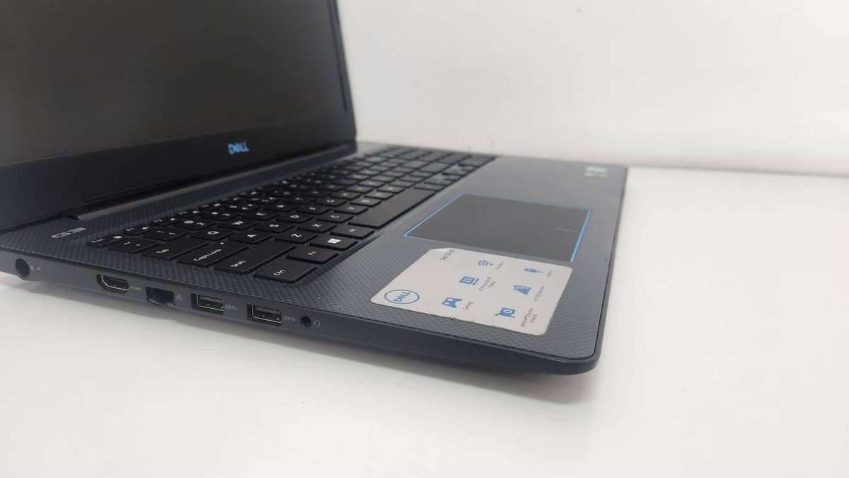 Dell G3 3579 Core i7 G-Force Gtx Graphics (read description)
