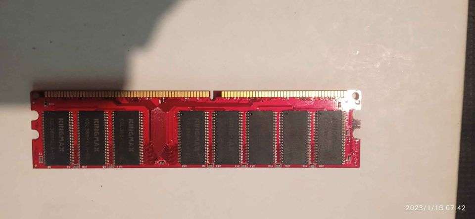 Kingmax MPXC22D-38KT3R 512MB CL2.5" 2Rx8 PC3200 400MHz DDR Memory