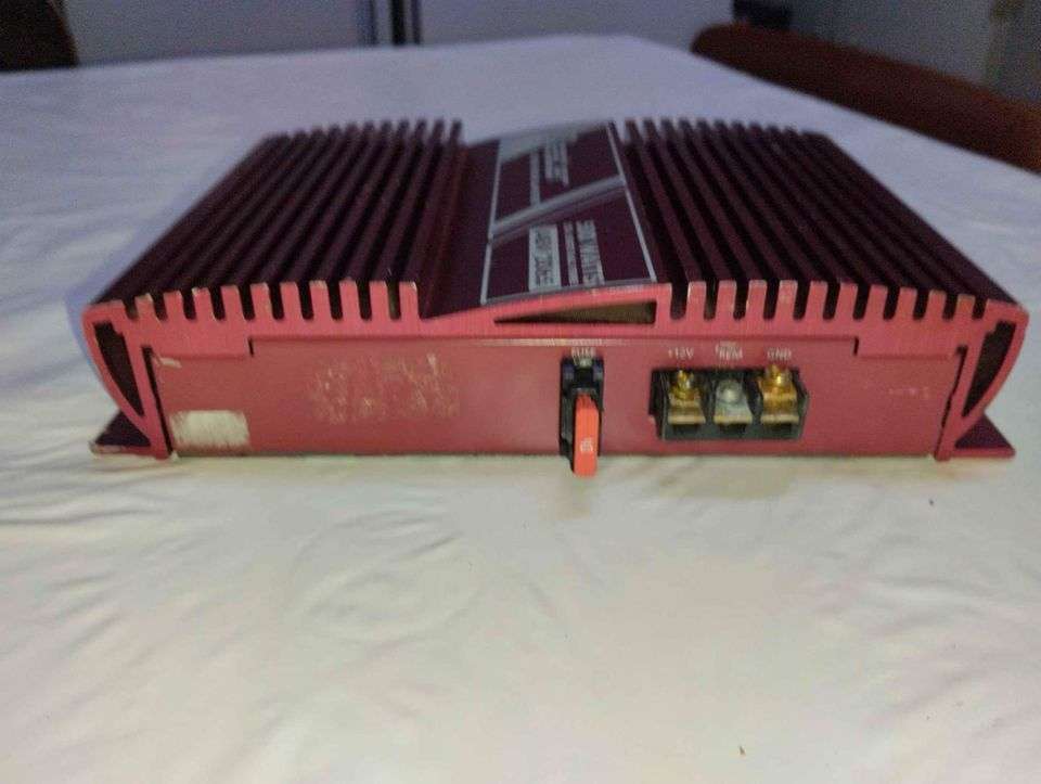 Blaster - V Series Power Amplifier - 500 WATTS - 250 X 2WATTS MAX. POWER (ABV 2065)