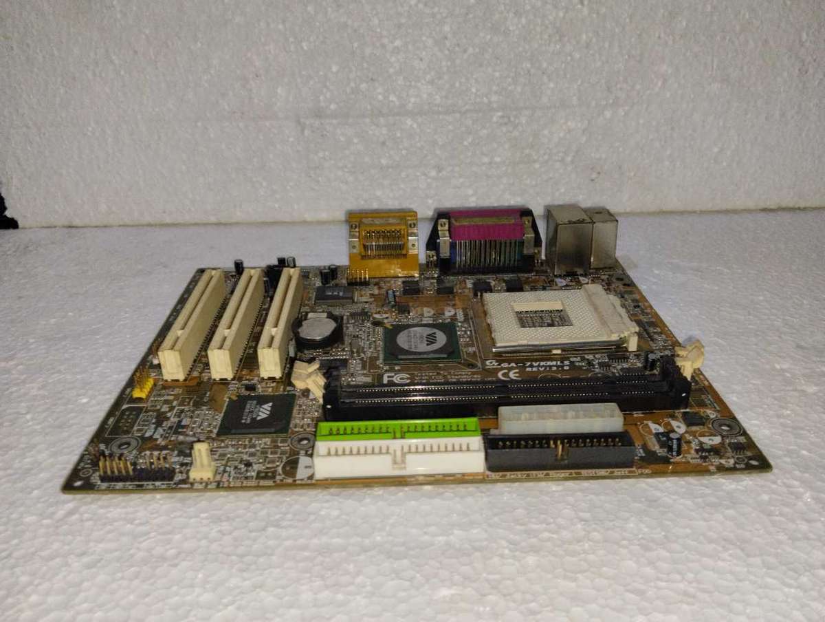 Gigabyte Technology GA-7VKMLS, , Socket A, AMD Motherboard