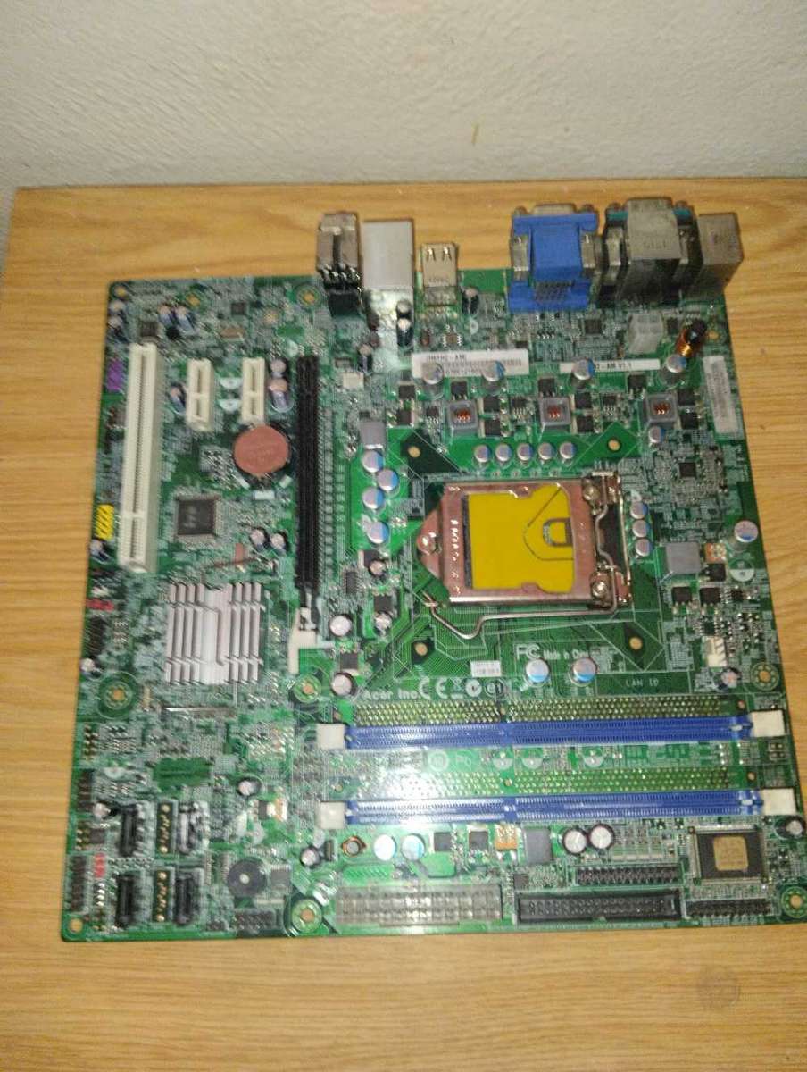 Acer H61H2-AM V1.1 Intel H61 Mainboard Micro-ATX Sockel 1155