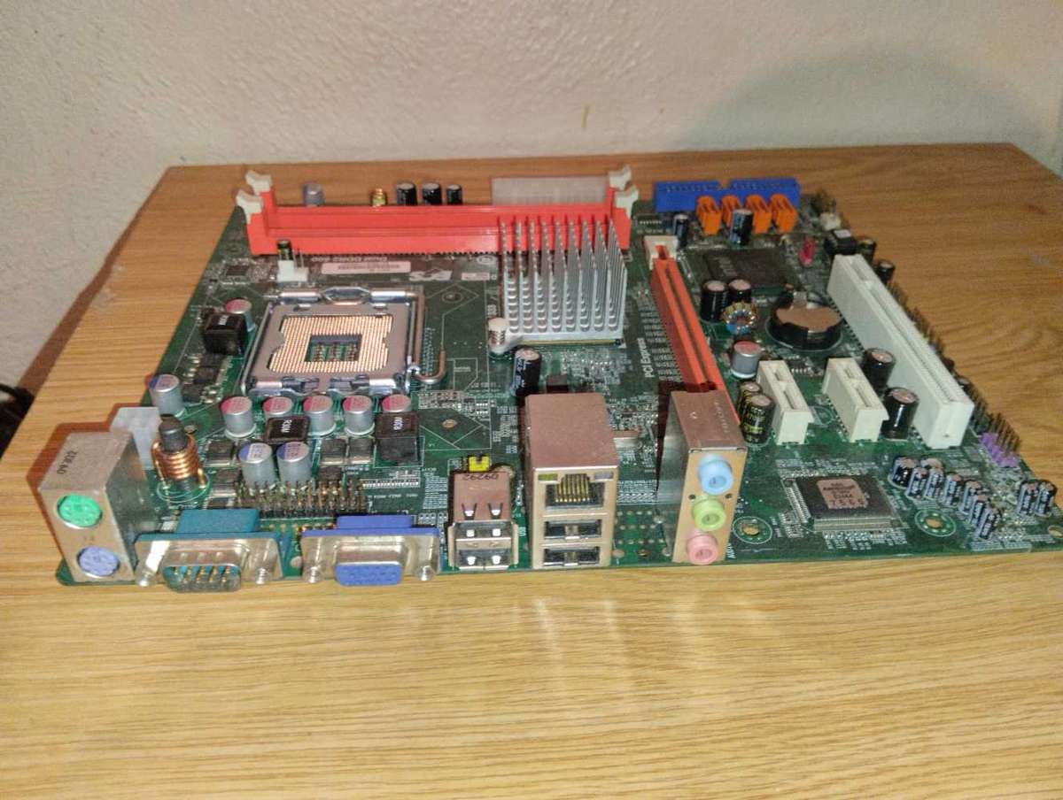 ECS Intel Socket LGA775 MicroATX Motherboard (G41T-M)