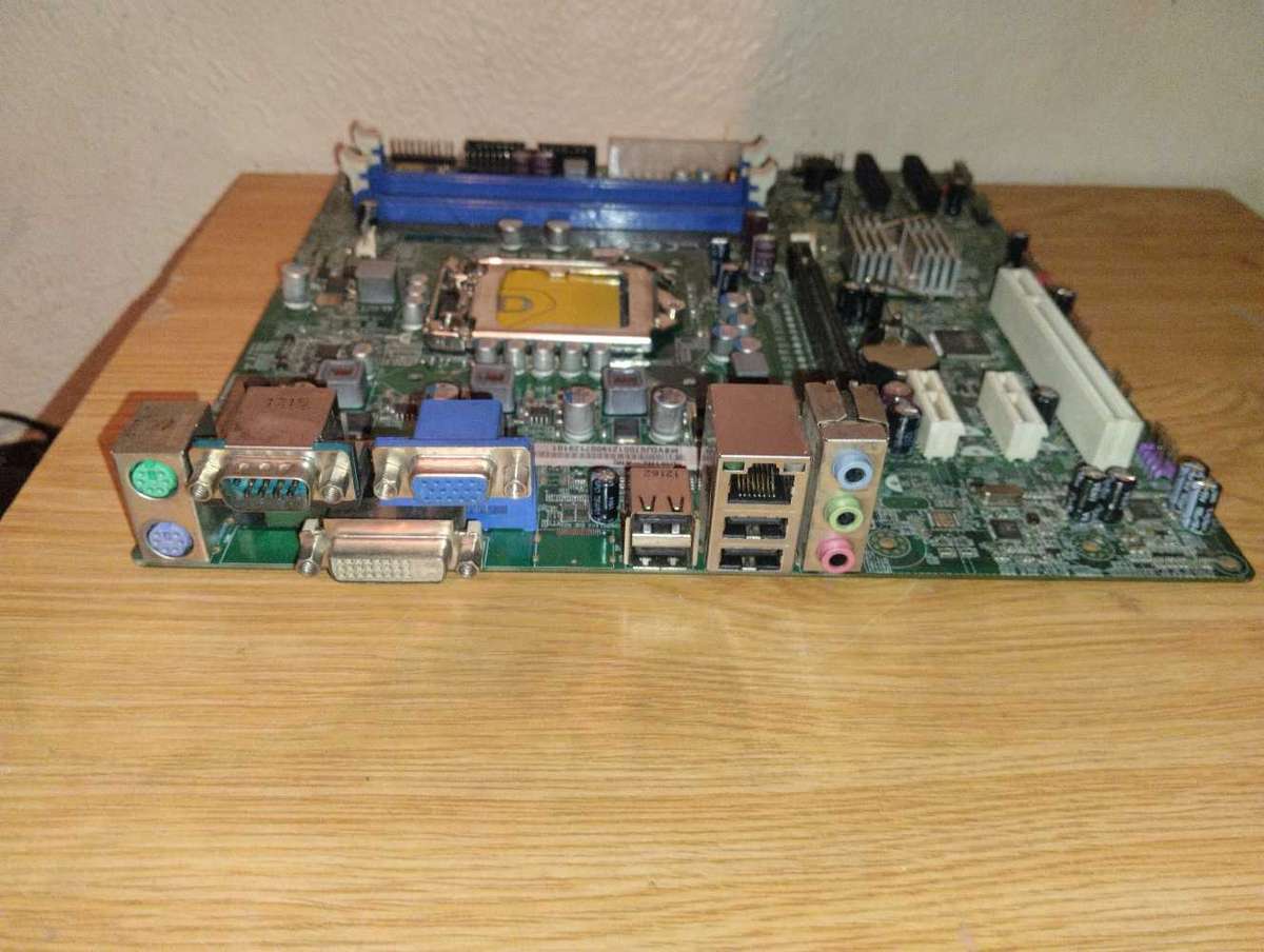 Acer H61H2-AM V1.1 Intel H61 Mainboard Micro-ATX Sockel 1155