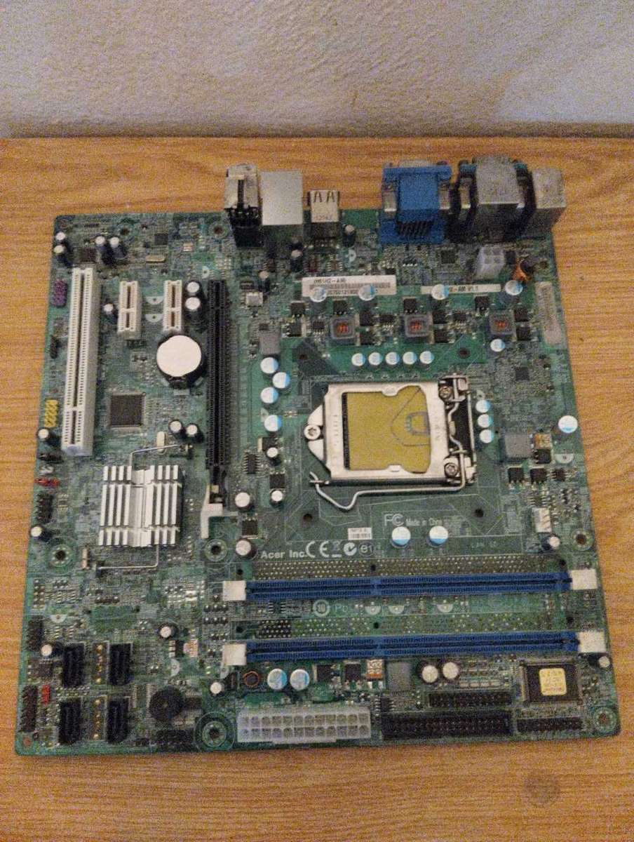 Acer H61H2-AM V1.1 Intel H61 Mainboard Micro-ATX Sockel 1155