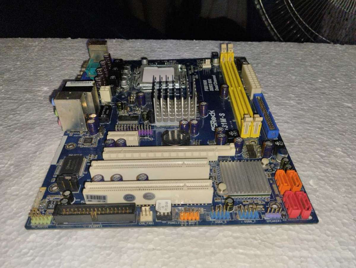 ASRock G31M-S, LGA 775/ Socket T, Intel Motherboard