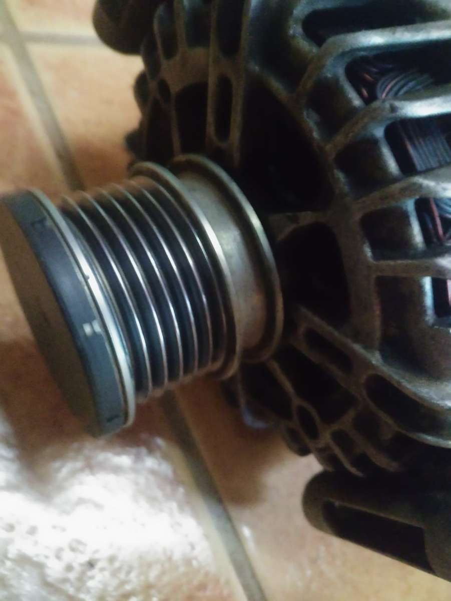 Mercedes C200 Altenator