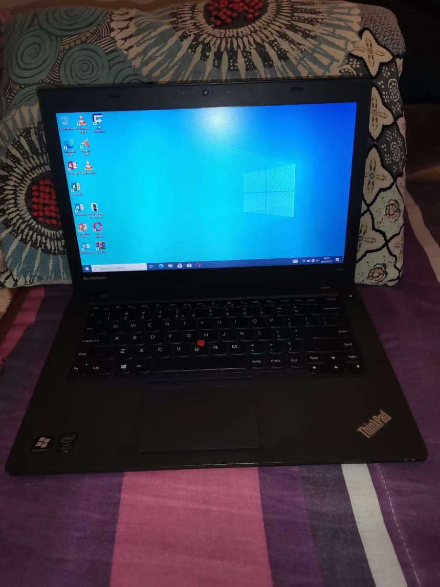 Lenovo ThinkPad T450 core i5 5th gen laptop