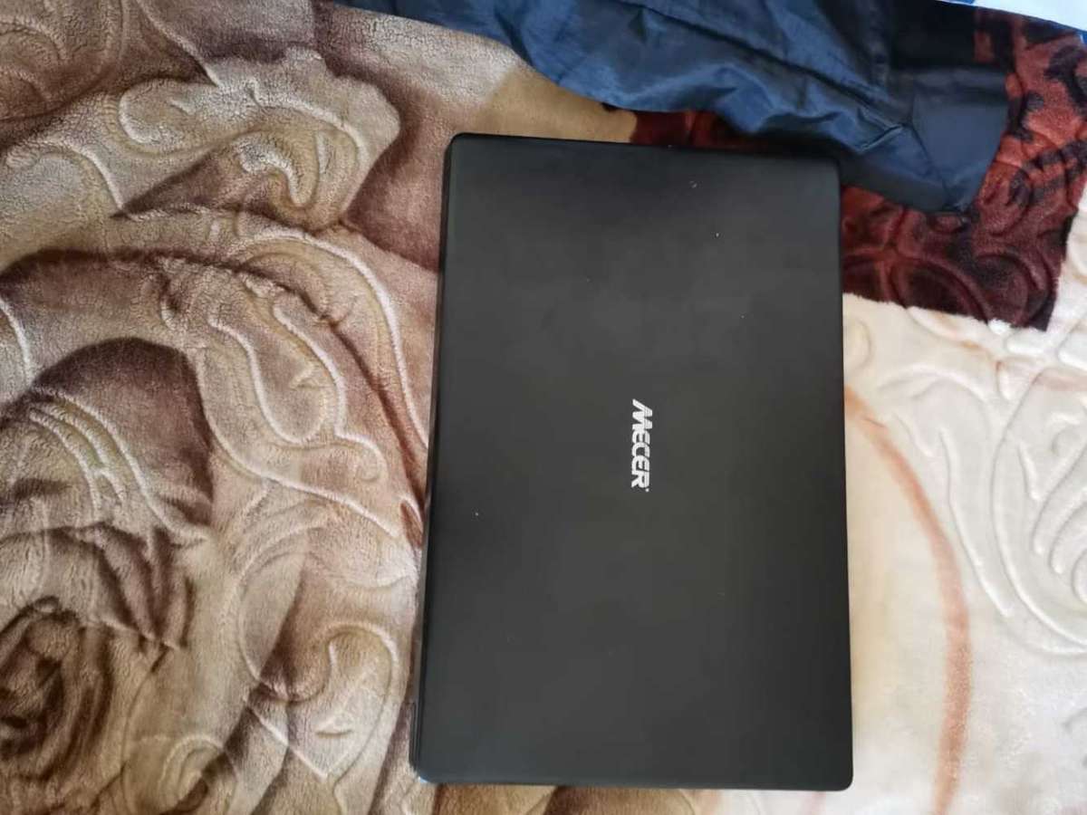 Meccer Z140C-Edu+ laptop for parts